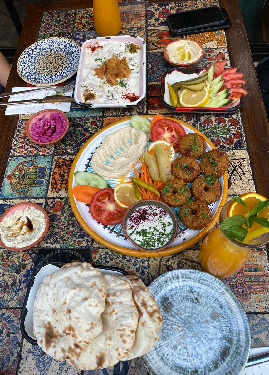 TheTweetOfRon's tweet photo. Syrian Food Baby https://t.co/I0XBmPQKWD