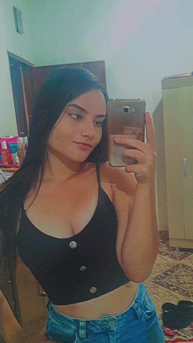 nataliaasiilvaa's tweet photo. Vai se tratar garota
#4likesfor4likes5likesfor5likes
#4KLBPRIDE #likesforlike https://t.co/v0c17jeQAu