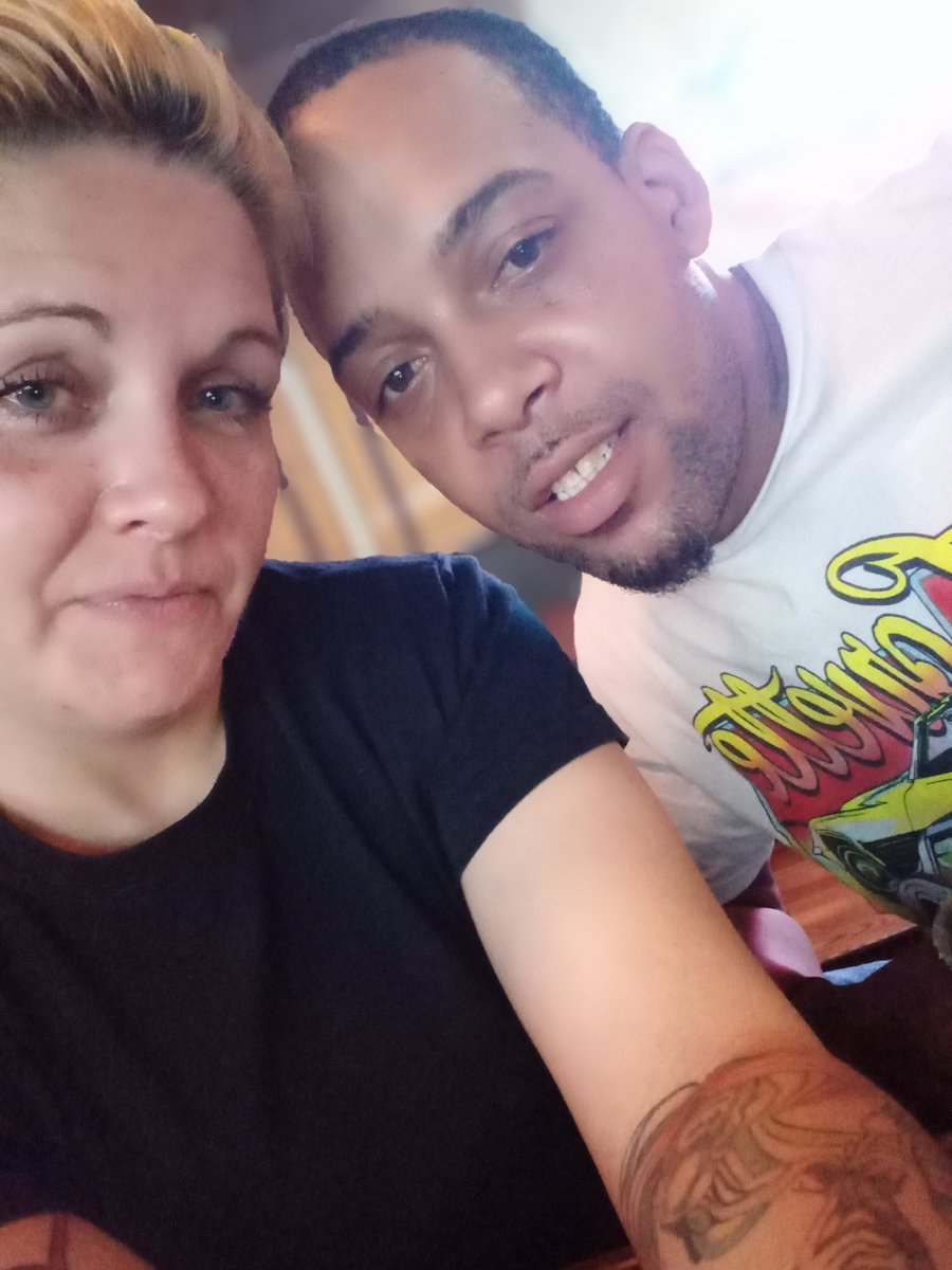 TheMatthewsMik1's tweet photo. 4 lifers 🥰👉🏽👌🏼🤞🏻 https://t.co/xSygFvNDan