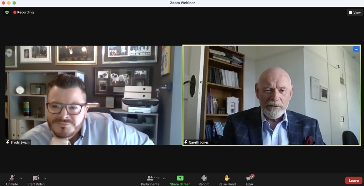 #SolomonLive on "Mysteries of the Royal Arch" with Third Grand Principal Most Excellent Companion Gareth Jones, OBE, is kicking off with over 1,100 attendees!

#DailyAdvancement