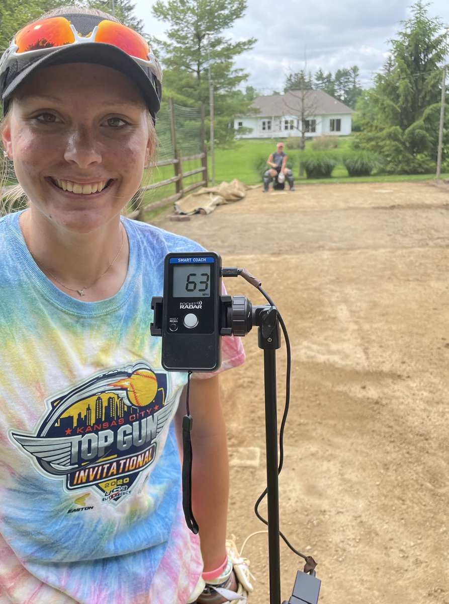 Lizhamilton2023's tweet photo. A great first weekend back with my team! And on top of that a new PR today!! I couldn’t be more excited to get my summer started!!
@OHHawks16UHutch @Coach_Bolden https://t.co/1ncElztwHs