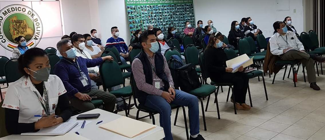 SEDES_SantaCruz's tweet photo. SEDES, ante la emergencia de COVID, sostuvo una reunión de coordinación con el sector privado para dar conocer la situación epidemiológica analizando los aspectos a mejorar. https://t.co/nHbEjdM8aF