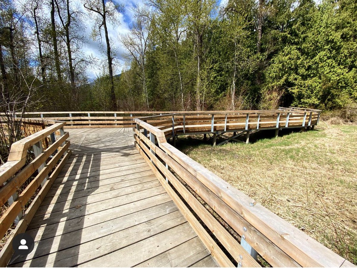ibd_inc's tweet photo. Sustainability constructed. 
@koot_adaptive took on the recent Winlaw Park accessibility upgrade. Built with locally sourced wood and steel beams, the main boardwalk is built to last. To top it off, it was designed with Universal Design standards, making this park accessible. https://t.co/sJk0oA0STH