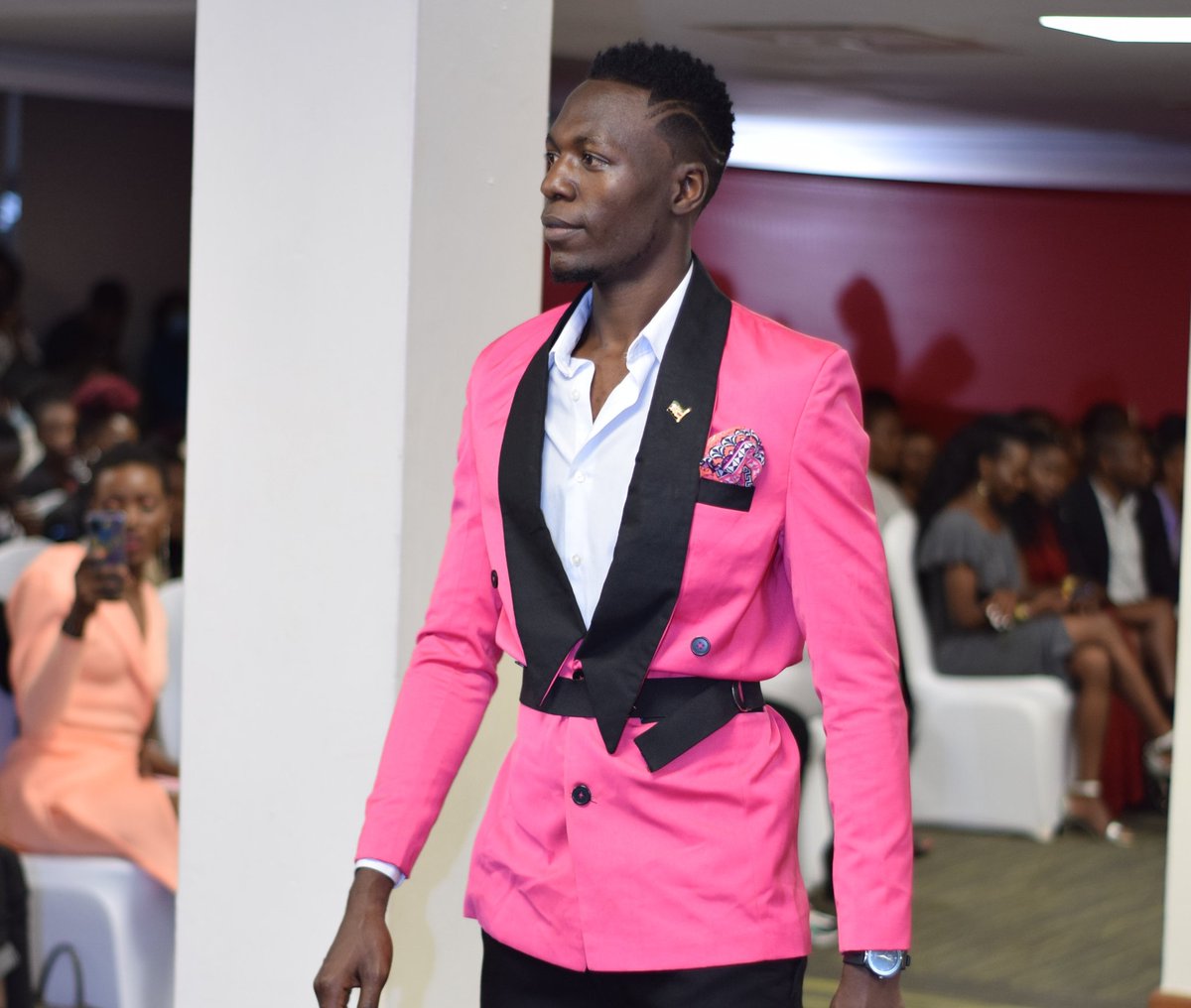 clintonngani's tweet photo. Skins Diversity In Fashion
#EmpireStylingHair https://t.co/u6Ra6UxfXF