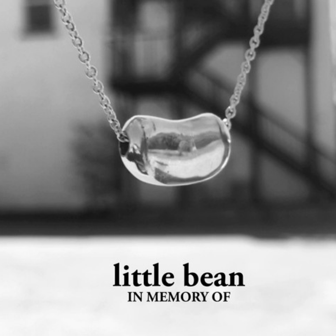 ✨ 2021 FILM SPOTLIGHT✨ 🎬 LITTLE BEAN 🎥 Written & Directed by ADRIENNE LOVETTE In memory of our little bean, this is a story about a mother's loss during a time of loss, made in quarantine during the Covid-19 Pandemic. 🔗 SCREENING DETAILS ▼▼▼ blackbird2021.eventive.org/films/little-b…