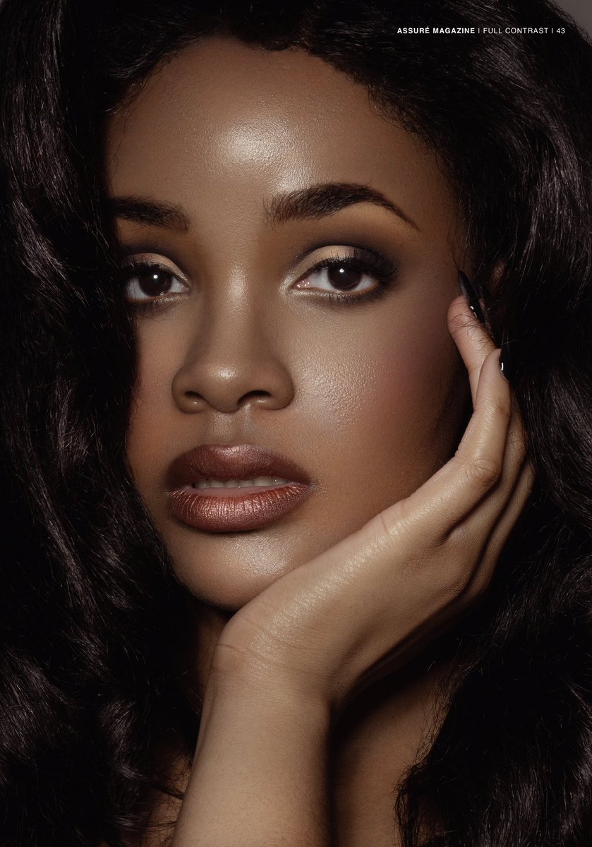 makeupbyhalie's tweet photo. I had the honor of doing this beautiful woman’s makeup! #Gorgeous https://t.co/0hcS5MoQEp