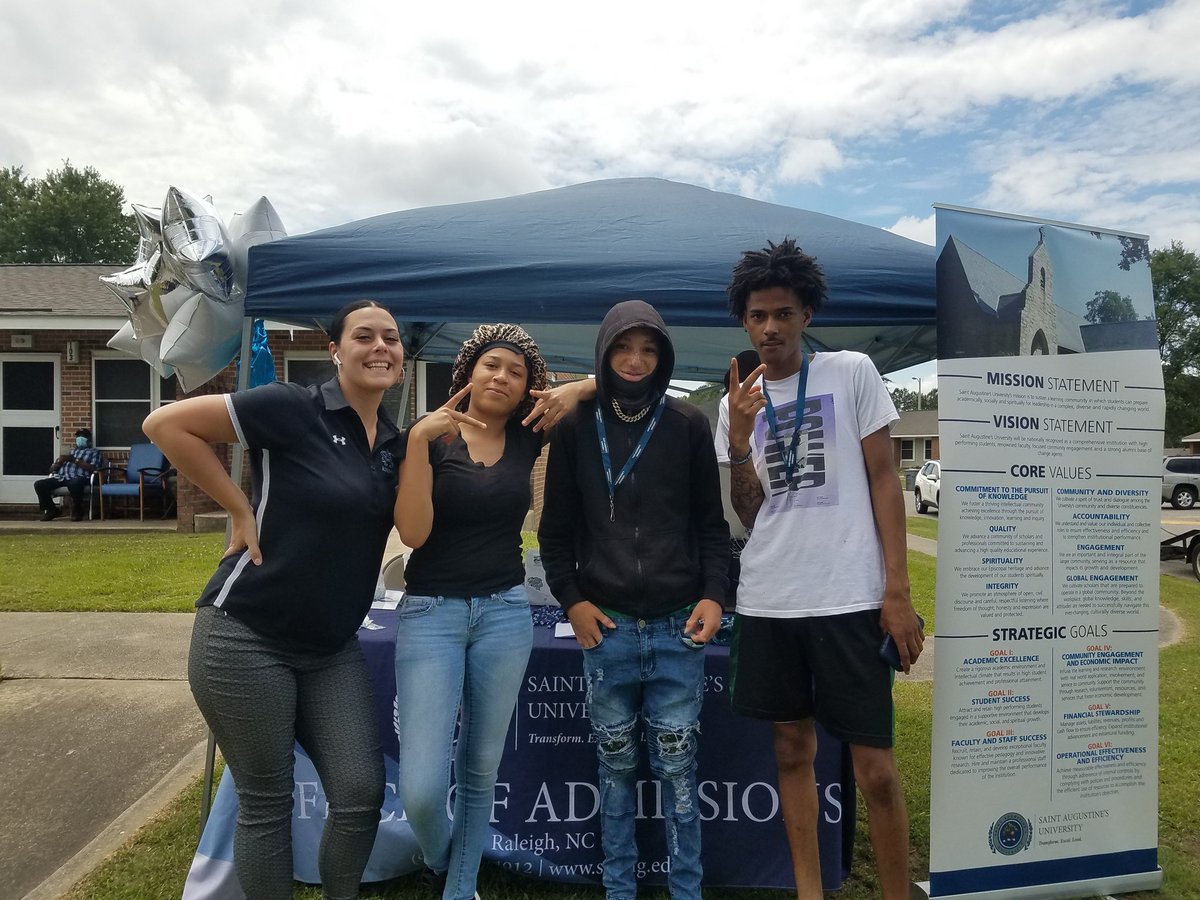 rcrhanc's tweet photo. Join @SAU_News at Weldon Public Housing at 4 PM! It's a great day to be a falcon! #FalconPride #rcrhanc #SAUBound https://t.co/jtFwlvM73x
