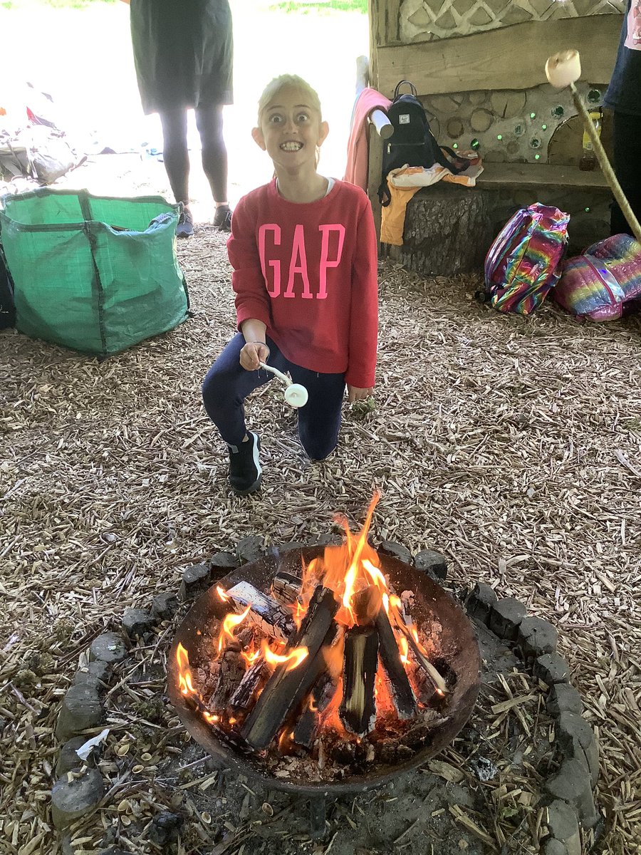 BubsyTownhill's tweet photo. Year 5’s enjoyed their day at the woods. #thcyear5 #thcoutdoorlearning https://t.co/it4qvIzKHS