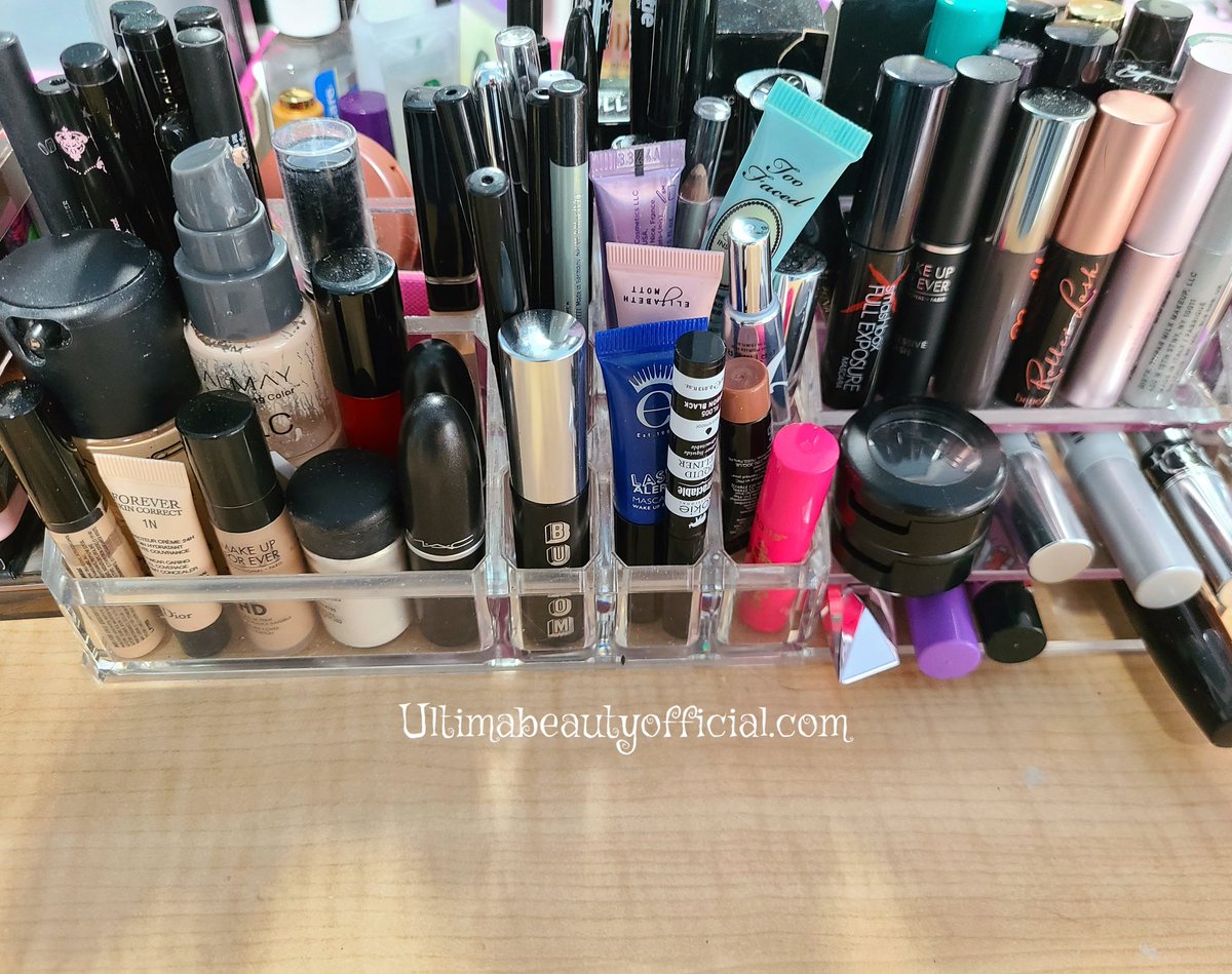 theultimabeauty's tweet photo. My ever changing go-to makeup always within reach @MACcosmetics @AlmayCosmetics @BuxomCosmetics @Eyeko @TooFaced @UrbanDecay @ABHcosmetics @tartecosmetics @Makeupforever @BenefitBeauty @Maybelline #makeupcollection #makeuporganization #ultimabeauty #bbloggers https://t.co/TiZBDntL3g