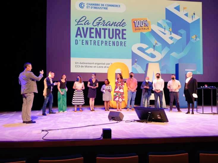 🌱Je ne trouve pas le mot pour dire merci, mes reconnaissances 🙏🏆, pour cette récompense, les émotions sont encore forte ce soir. 
Plus de poste pour demain...@Groupe_ESA <a href="/ReneSiret/">René SIRET</a> <a href="/GiffardLiqueurs/">Giffard Liqueurs</a>  @CCI49 <a href="/sylvaincheve/">cheve sylvain</a>  <a href="/cpme49/">cpme 49</a> <a href="/CheffeCPME/">Cheffe d'entreprise by CPME</a> <a href="/a49cho/">Christophe HOUEIX</a> <a href="/Angers_ALDEV/">Aldev</a> <a href="/ATechnopole/">Angers Technopole</a>