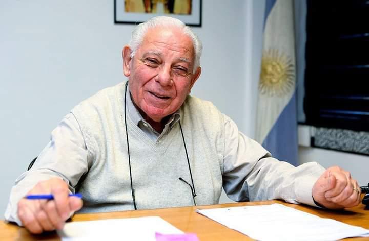 CAOLBAprensa's tweet photo. #COMUNICADO // #Agencieros de Lotería de la #Ciudad reclaman soluciones a la crisis que instaló la pandemia
#AgenciasOficiales #CAOLBA manifestaron preocupación por la “crisis económica apremiante” que afecta a los agencieros
👉https://t.co/1oGHjeK20x https://t.co/DLkD2Te1dM
