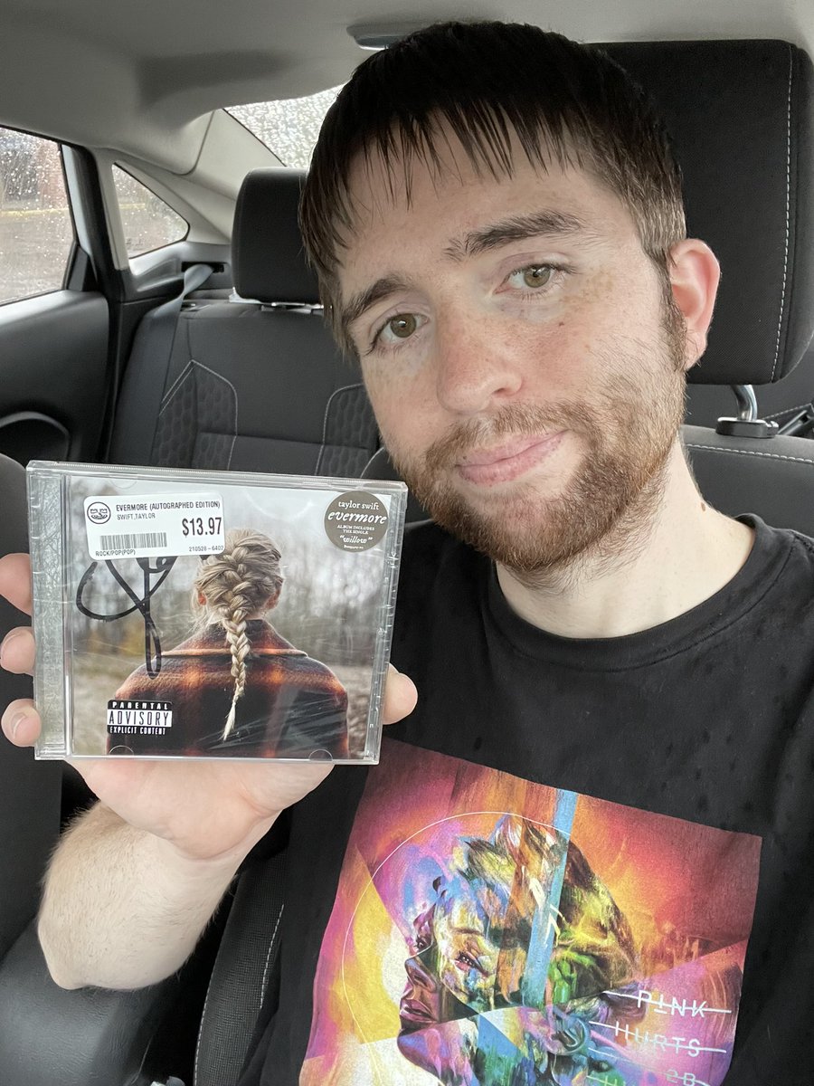 RhoadesCorey's tweet image. Picked up my autographed copy of @taylorswift13 #evermorealbum at @BullMoose just now, soooo excited @taylornation13 eeeeeeek:)