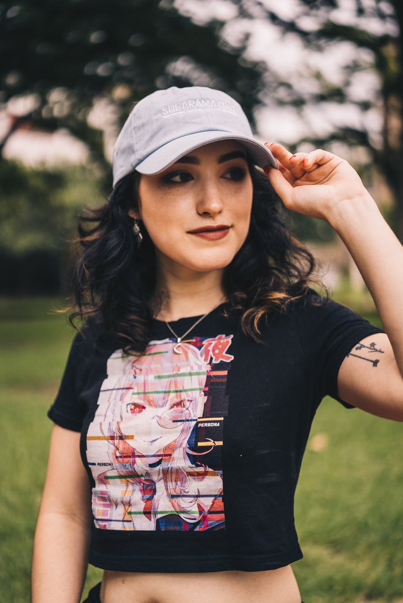 weebshirts's tweet photo. Got some great pics back of @loserwaifu in some new merch 🤩🤩

Perfect weather for our Day and Night crop top and hat 😁👍🏻

📸: @steven_larotta https://t.co/Lw7GT1coU2