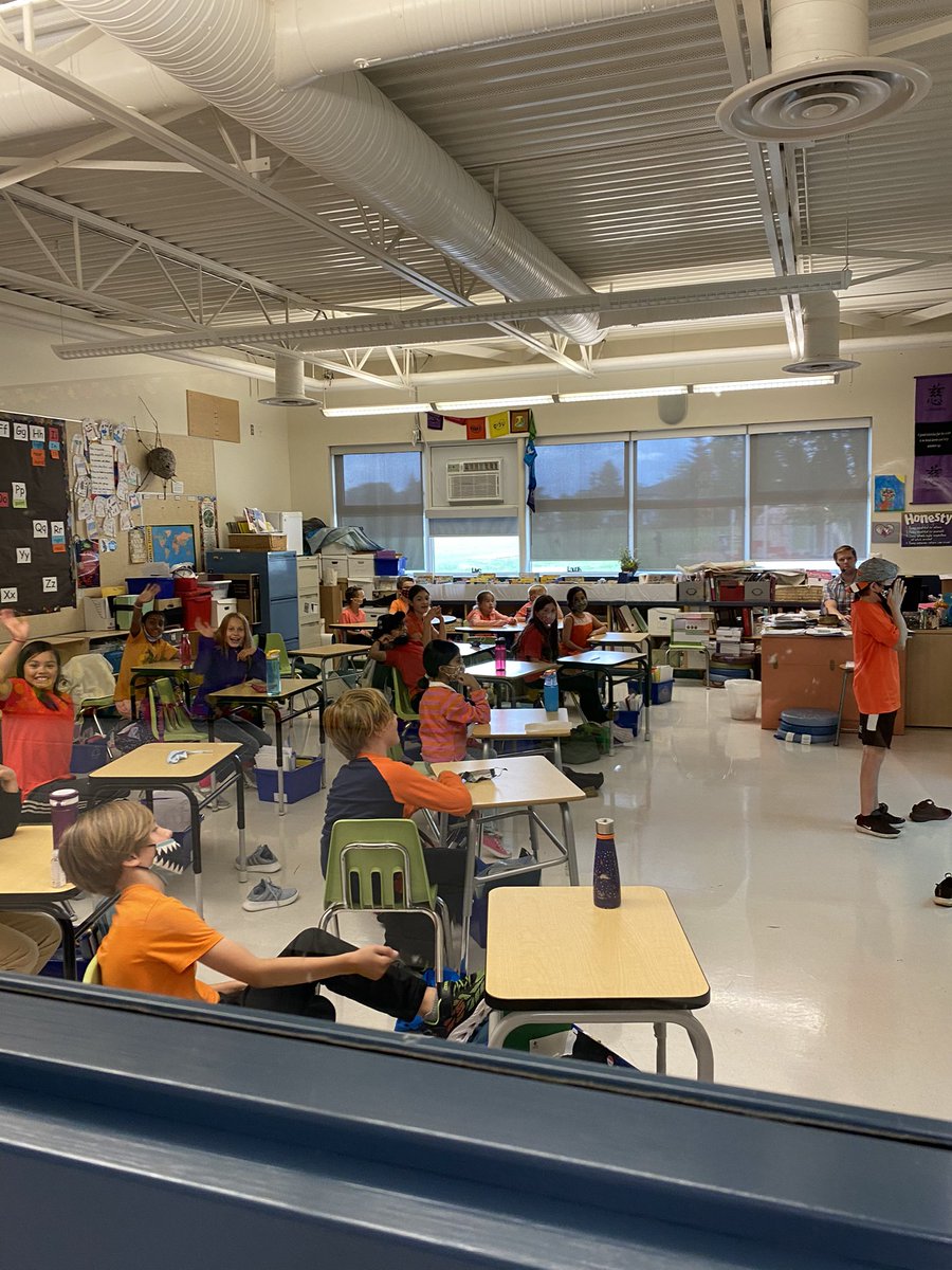 GrandviewEPSB's tweet photo. At 2:15 today, we spent some time together in a moment of silence to acknowledge the  unmarked graves of 215 children at the former Kamloops Residential School. Wearing orange, we reflected on how each of us can contribute to meaningful reconciliation and  a positive future. https://t.co/ctWm3O3wQ2