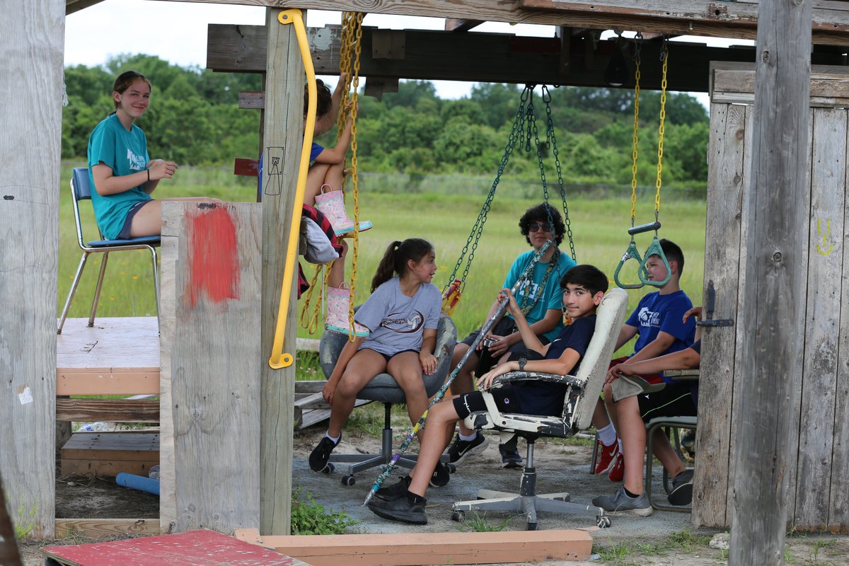 ParishSchoolTX's tweet photo. #CampAcorn is off to a great start! These campers had a blast exploring the Adventure Play space, digging in the sandpit, and reconnecting with summer friends!
#TheParishSchool #AdventurePlay #HoustonSummerCamp https://t.co/jKlkuPR1Xk