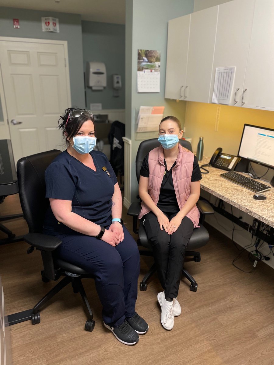 Due to generous donations, our nursing station has gotten two very important updates: new computers and new ergonomic chairs!  Both items are instrumental in a functional and efficient workspace that we are grateful for every day ❤️🏡 #reddeer #reddeeralberta #community