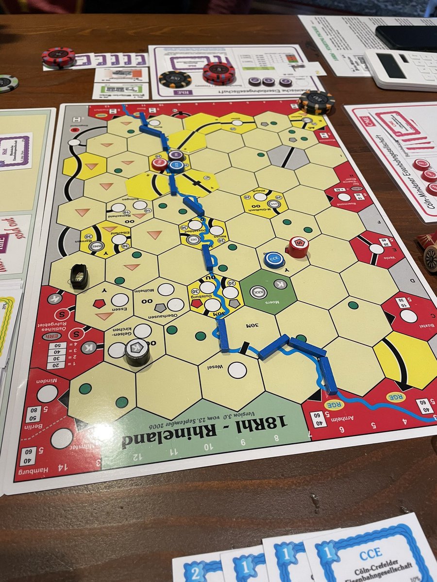 Sishikawa9's tweet photo. 18Rhl by #marflow games next. I picked it up from Wolfram at Essen19 and good to finally get it on the table! @TheUlukai @RobertCrosby https://t.co/k8A0O7hsHR