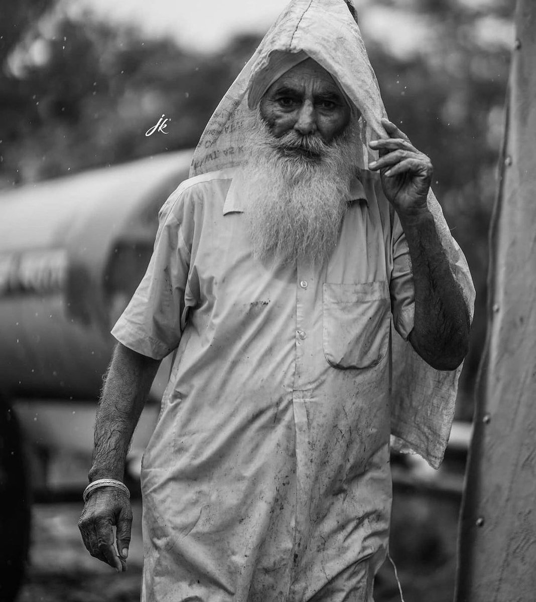 itsBrarBaby's tweet photo. It’s very Sad for all of us, 500 hundred farmers have lost their lives which isn’t less to lose.

It’s shocking that still people are sitting silently and not asking the government.

Humanity is dying.

#500DeathsAtFarmersProtest https://t.co/7yryJ1yzQc