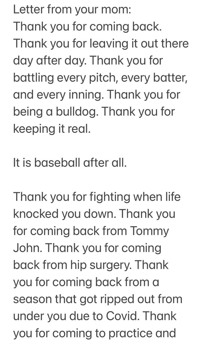 SueSsmurph's tweet photo. @kmurph_27 ⚾️❤️⚾️❤️⚾️ Thank you #27 https://t.co/en6oeOlbk6