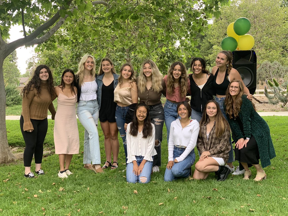 theRHSGS's tweet image. Our picnic in the park banquet was a success! Thank you to all of the players and families for a great season!

And for the first time, every member of the Varsity squad achieved a 4.0 GPA or higher! So proud of our scholar athletes!
🔰⚽️ #RoyalPride