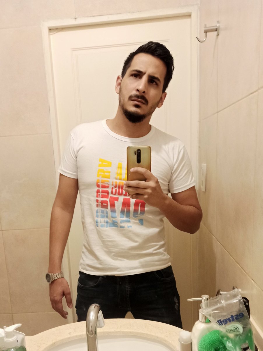 AleElTurco1's tweet photo. 😃 https://t.co/N2Yhigtwb3