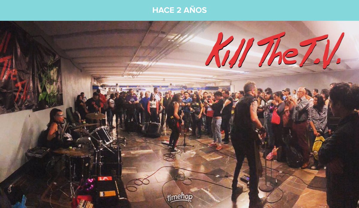 OliFliP's tweet photo. @KillTheTV2 en el Metro hace 2 años. Que chulada. https://t.co/EQGfF1C2rb