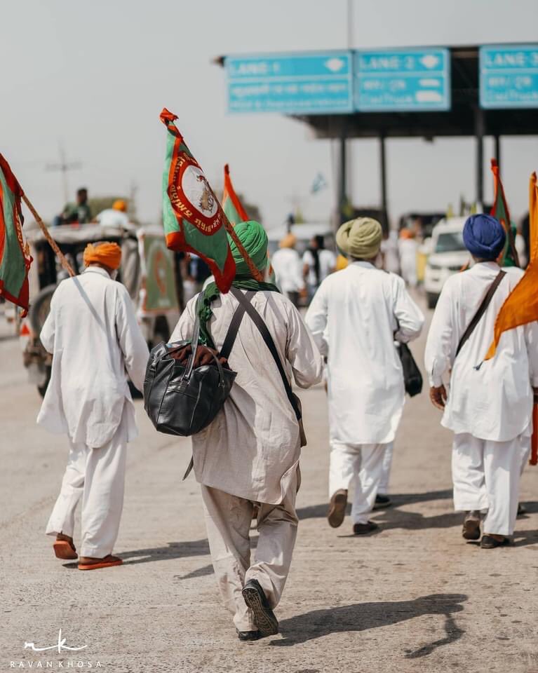 Nsuiishudhawan's tweet image. मोदी ओ मोदी 
दाढी ओ दाढी 

#modistopcrying_repeallaws #जुमले_नहीं_कानून_वापसी