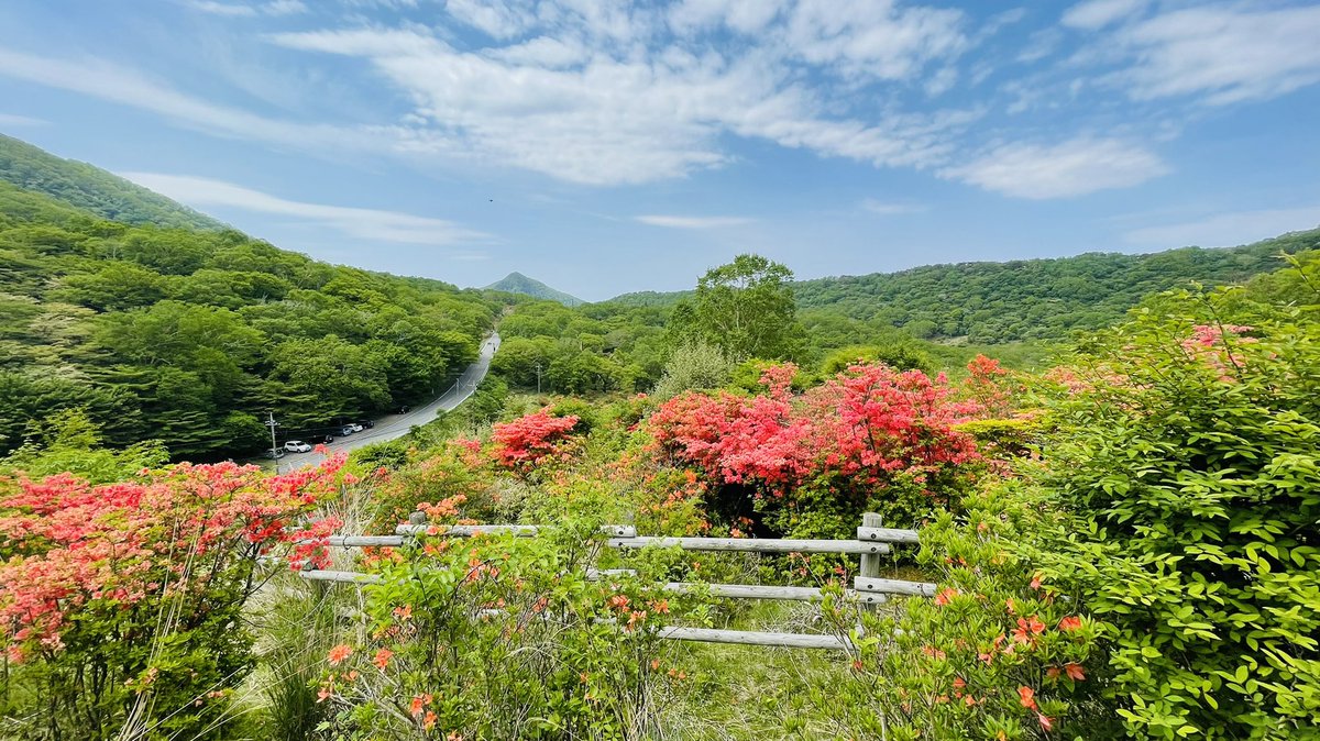 Benzoku やっぱりここからが1番 赤城山 ツツジ 見晴山 緑 写真で感じる赤城山