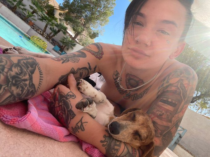 I&rsquo;ve been so stoked for me time all vacation, but I officially can&rsquo;t stand how much I miss my baby doge<a href="/tag/10yearchallenge"class="tags"><span>#10yearchallenge</span></a>