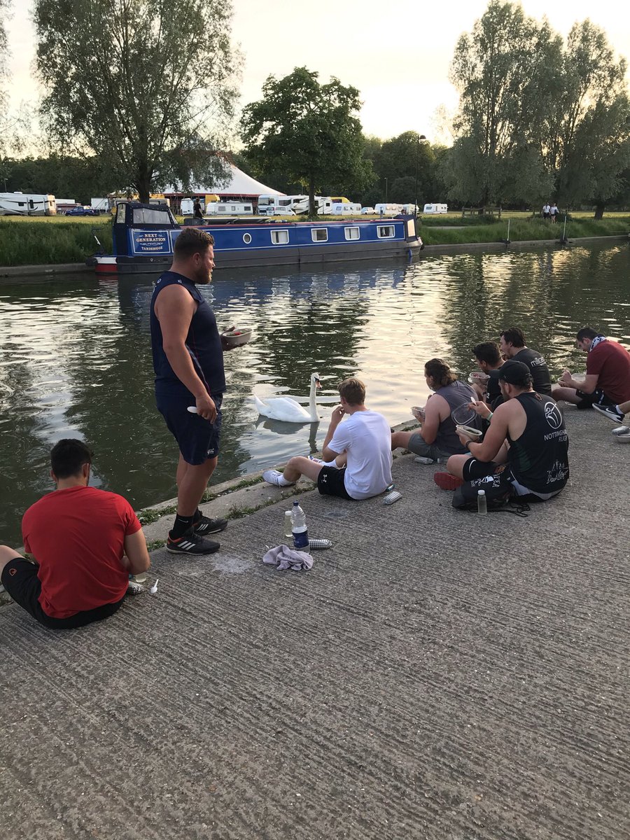 RichieWills10's tweet image. An enjoyable session with @camrufc this evening. Great to tap into the deep knowledge of the @CUBCsquad and connect with something synonymous with the city #WinTheRace 🚣🏉