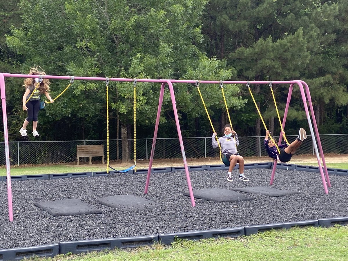 Bennett_MCS_AP's tweet photo. @VLES_MCS @CamScots Enjoying lunch outside and a little exercise during Power Up! Summer Academy! @MooreSchools https://t.co/suHcZEcNXd