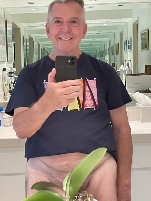 Power Plant?   Getting ready to close out Palm Springs for the move to... #gayranchomirage #gaypalmsprings<a href="/tag/suitandtie"class="tags"><span>#suitandtie</span></a><a href="/tag/gaypride"class="tags"><span>#gaypride</span></a><a href="/tag/papi"class="tags"><span>#papi</span></a><a href="/tag/dilf"class="tags"><span>#dilf</span></a><a href="/tag/commando"class="tags"><span>#commando</span></a><a href="/tag/silverfox"class="tags"><span>#silverfox</span></a>