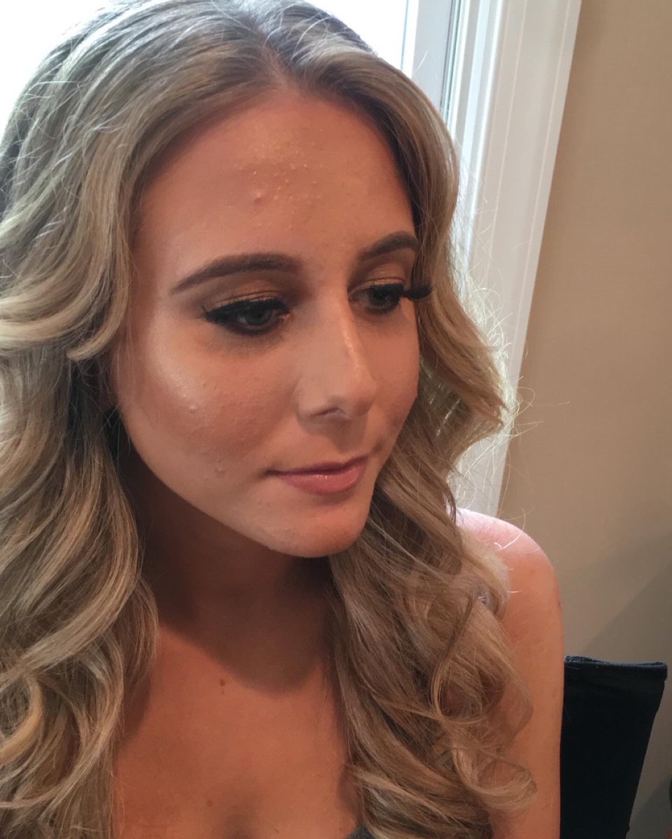 makeup_fix's tweet photo. Before &amp; After 🥰😍 https://t.co/gR9lEnwKMo https://t.co/dfjGIski4n