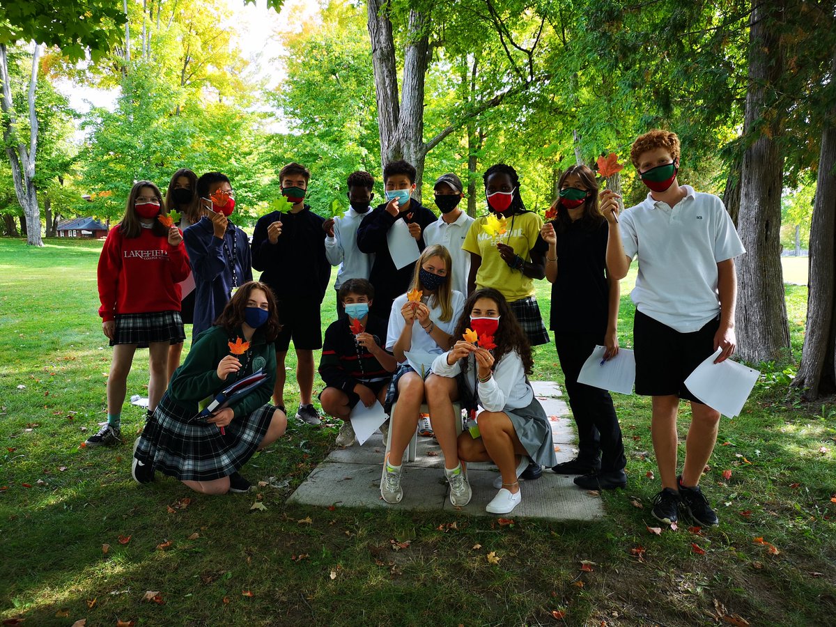 extonlearns's tweet photo. It was a wacky time to be a first-year teacher, but I'm grateful for all the experiences learning math, science, and chemistry with incredibly resilient kids @LakefieldCS. Here's a few highlights! #LCSlearns https://t.co/5rEoySiq6O