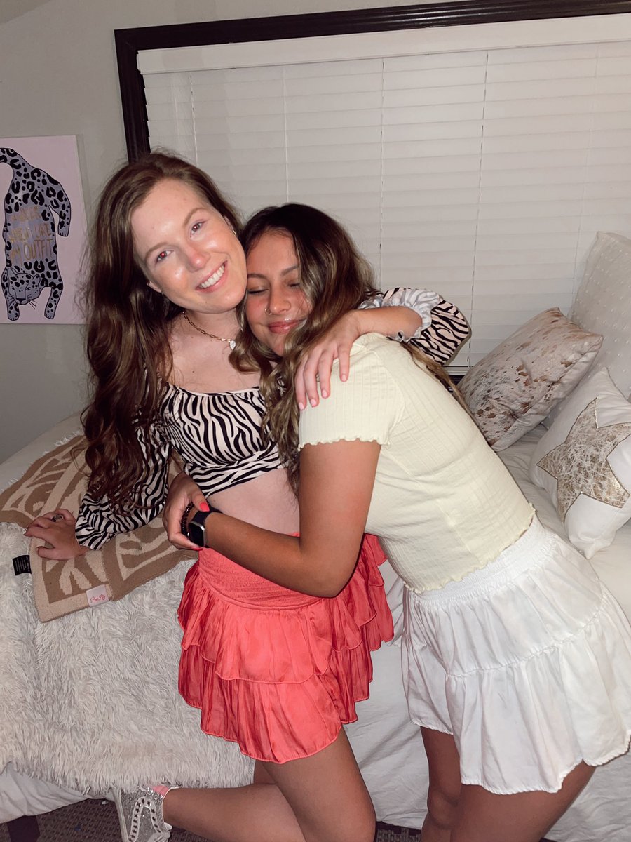 It’s #NationalBestFriendsDay! Live with us &amp; make lifelong friendships 🤍 #LiveHereLiveWell