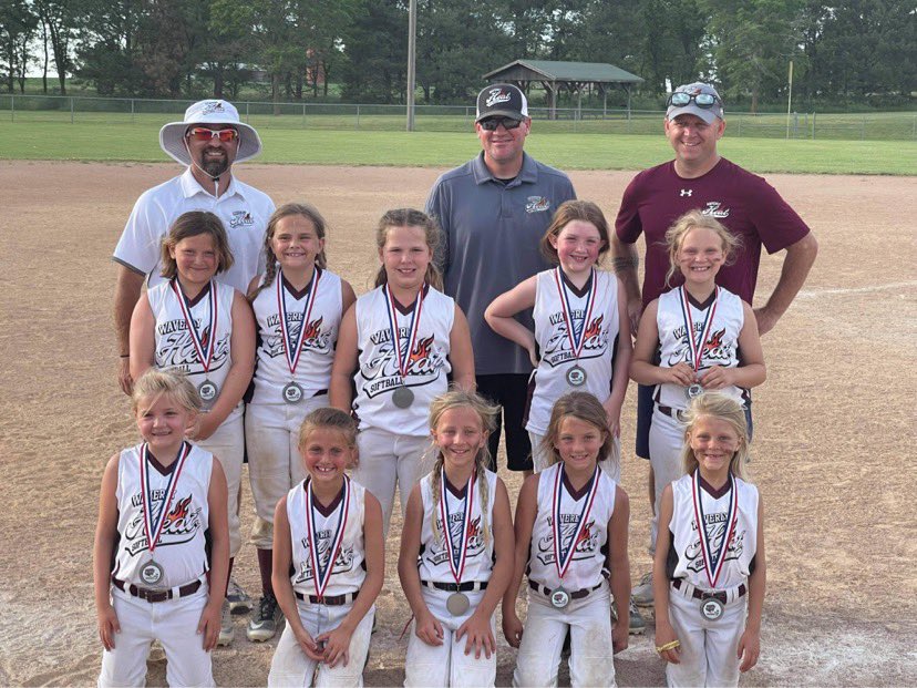 Our Heat 8U Riggert team played tough and brought home runner up this past weekend in Milford! Playing the sport they love and earning a little hardware to boot. Congratulations girls, coaches, families and fans! 🥎
