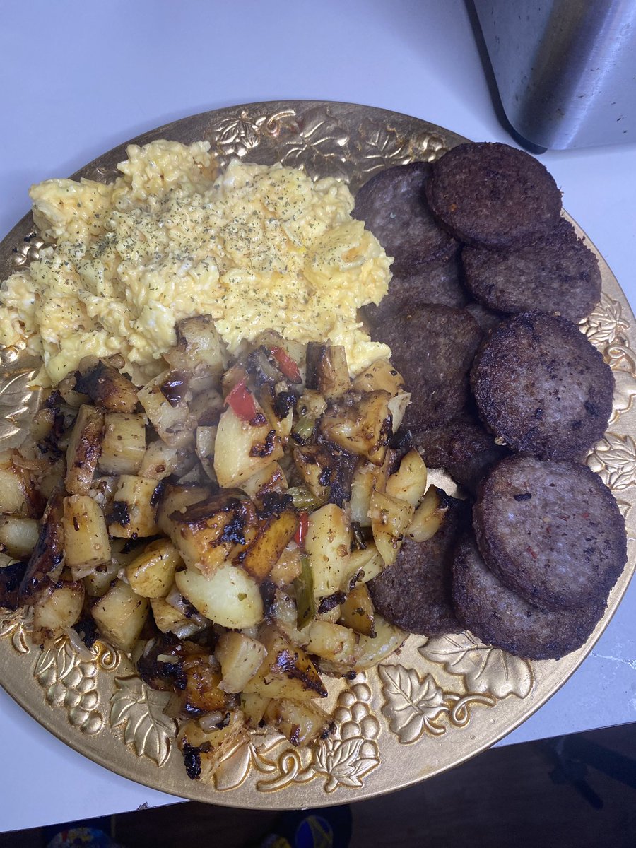 ChefKingNellz's tweet photo. Breakfast anyone https://t.co/6G0JbX61iF