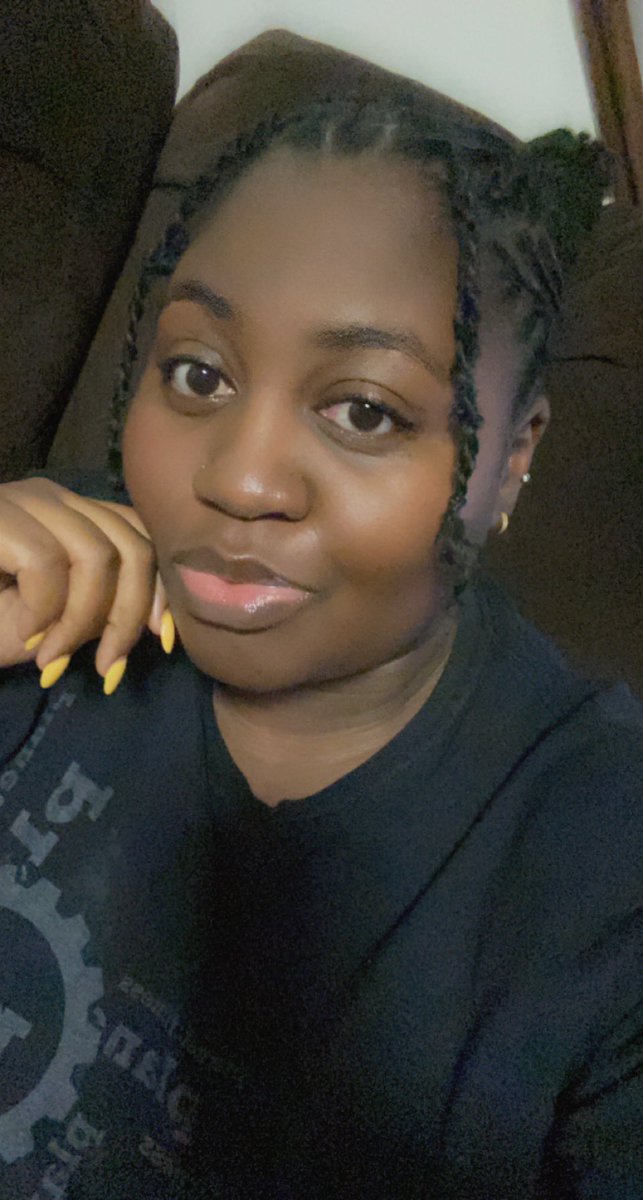 aye_its_ro's tweet photo. Fresh Retwist honey.. Get into honey! 
#locretwist #locs #naturalhair https://t.co/I3pOPK6g72
