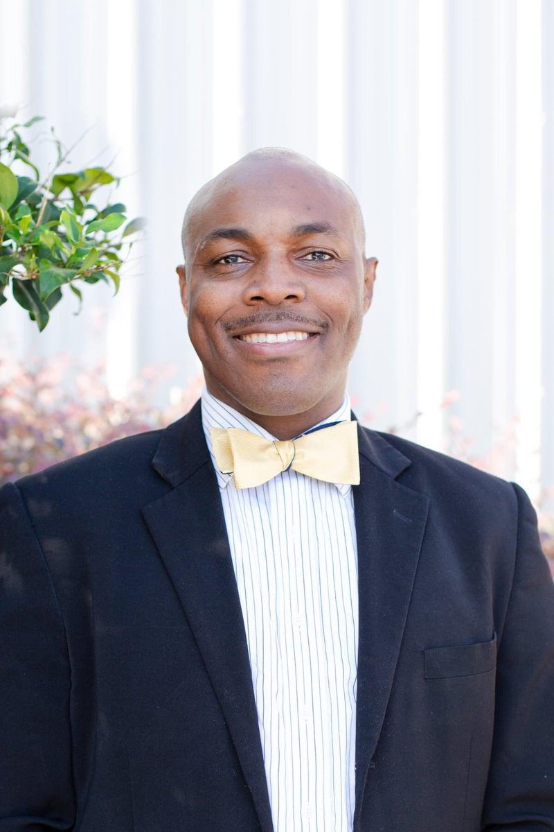 StarkvilleSD's tweet image. We’re proud to announce the 2021 SOSD Administrator of the Year: 
Dr. Darein Spann 🐝

Dr. Spann is principal of the Technology, Engineering &amp;amp; Construction House at @Starkville_High 

Congratulations, Dr. Spann!
#ExpectExcellence #StarkvilleSpark
#shsTEC