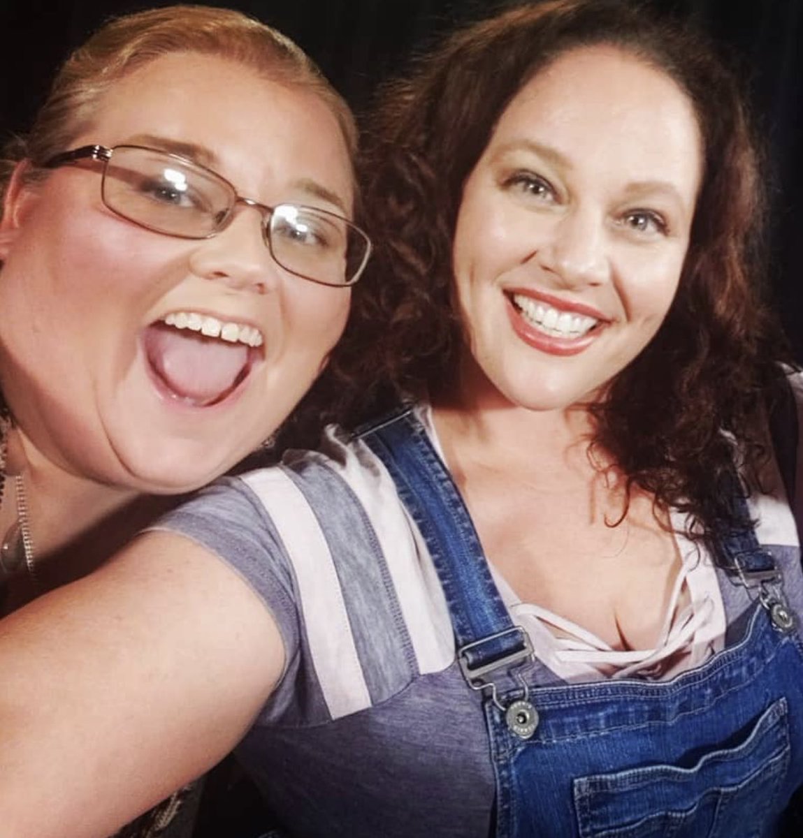 FatTVWorld's tweet photo. We’re BACK!!! Just in time for #NationalBestFriendsDay Hang out with your bestie TONIGHT and watch our show on our page Facebook Live 6:00pmPT/9:00pmET. It’s going to be FUN 😀 #plussize #vlogger #funnyshow #bodypositivity #haes #women #womxn @DellanyPeace @kteeonline https://t.co/HBCxIrYx5s