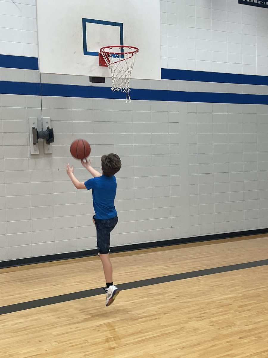 Day 2 of camp in the books. Kids are getting better, but more importantly having fun playing the game and they even remembered their homework (do something nice for your parents) and shared what they did with everyone!  Day 3 on deck
<a href="/Willowridge_HS/">Willowridge HS</a> <a href="/WillowridgeFB/">Willowridge Football</a> <a href="/FBISDAthletics/">Fort Bend ISD Athletics</a>