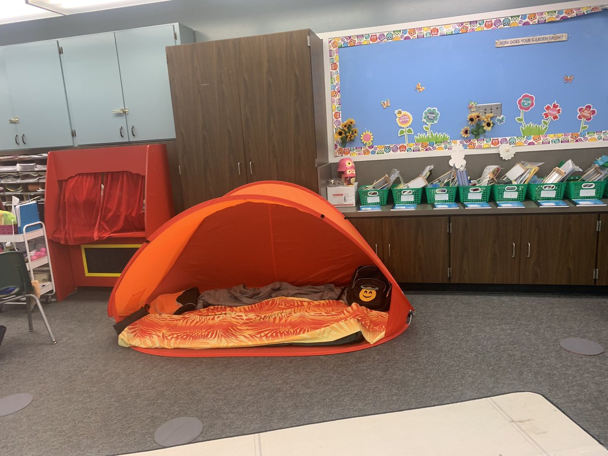 Julie_L_Bello's tweet image. It’s a Beautiful Day in the @FontanaUnified neighborhood! 

Our teachers &amp;amp; students are enjoying Summer Lit/Math Camp! There’s so much learning &amp;amp; fun happening all across our District. 

#SummerLitCamp2021
#SummerSchoolLearning #ElementaryCounselor