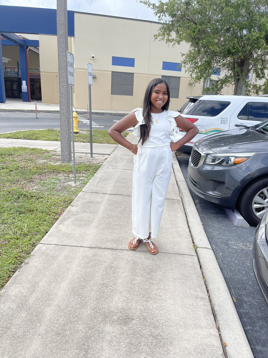And just like that, her elementary years has come to an end! She is officially a <a href="/NNMSWildcats/">NNMS</a> ❤️<a href="/MDE_Stars/">MDE_Stars</a> <a href="/collierschools/">Collier County Public Schools</a>