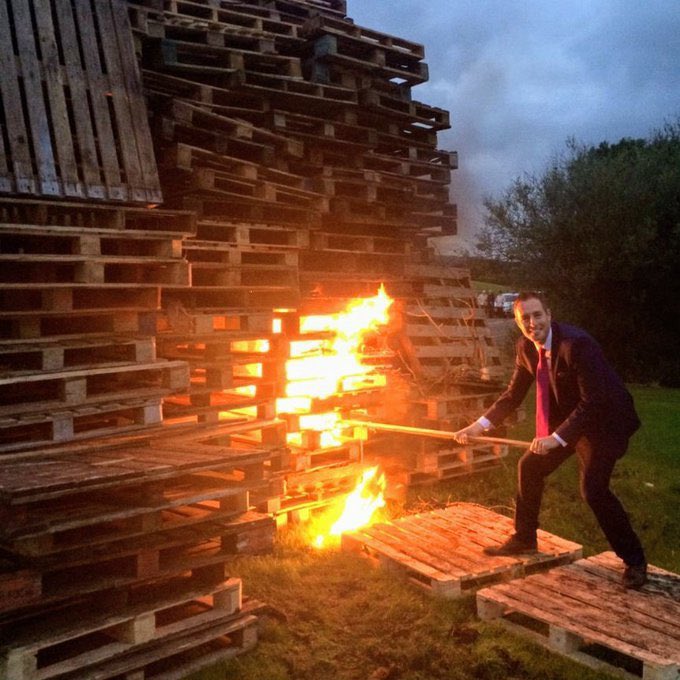 Conor1971's tweet image. #PaulGivan burned down The Phoenix Club. It wasn’t Den Perry.