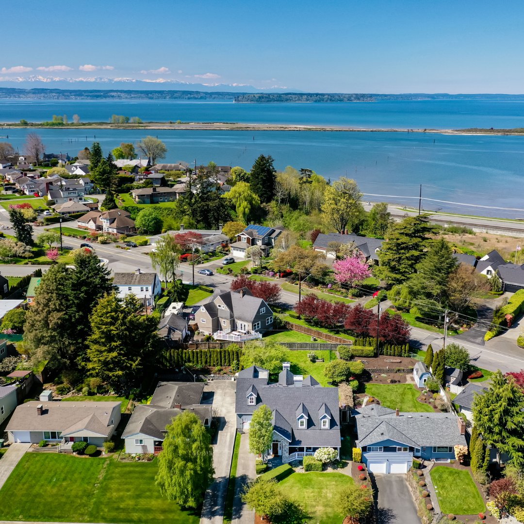 FullFrameAgency's tweet photo. A lovely day for flying in Edmonds, WA. https://t.co/sekgl5Srtu