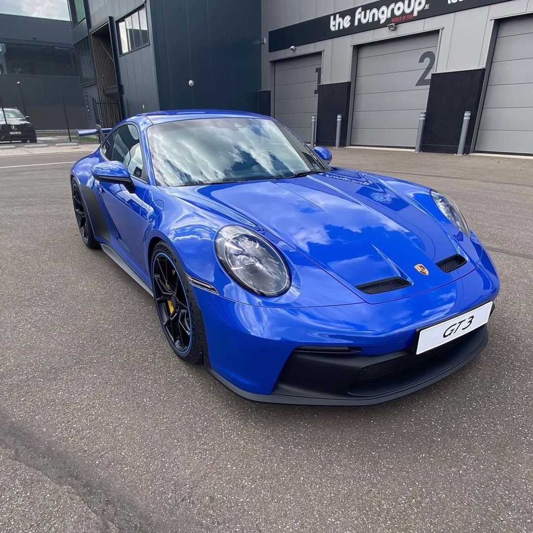 PorscheCIub's tweet image. World's first Paint-to-Sample Nogaro Blue Metallic 992 GT3