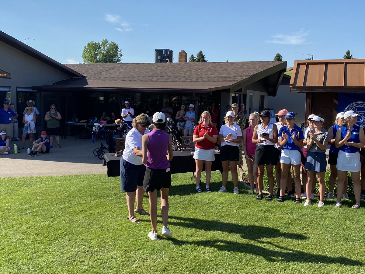 FlierGolf's tweet photo. Congratulations, Keva Burshiem! Keva finished 5th place at this year’s 2021 State A Golf Meet! We are so incredibly proud of you and all your accomplishments this year! https://t.co/ZEk6ZYlBtd