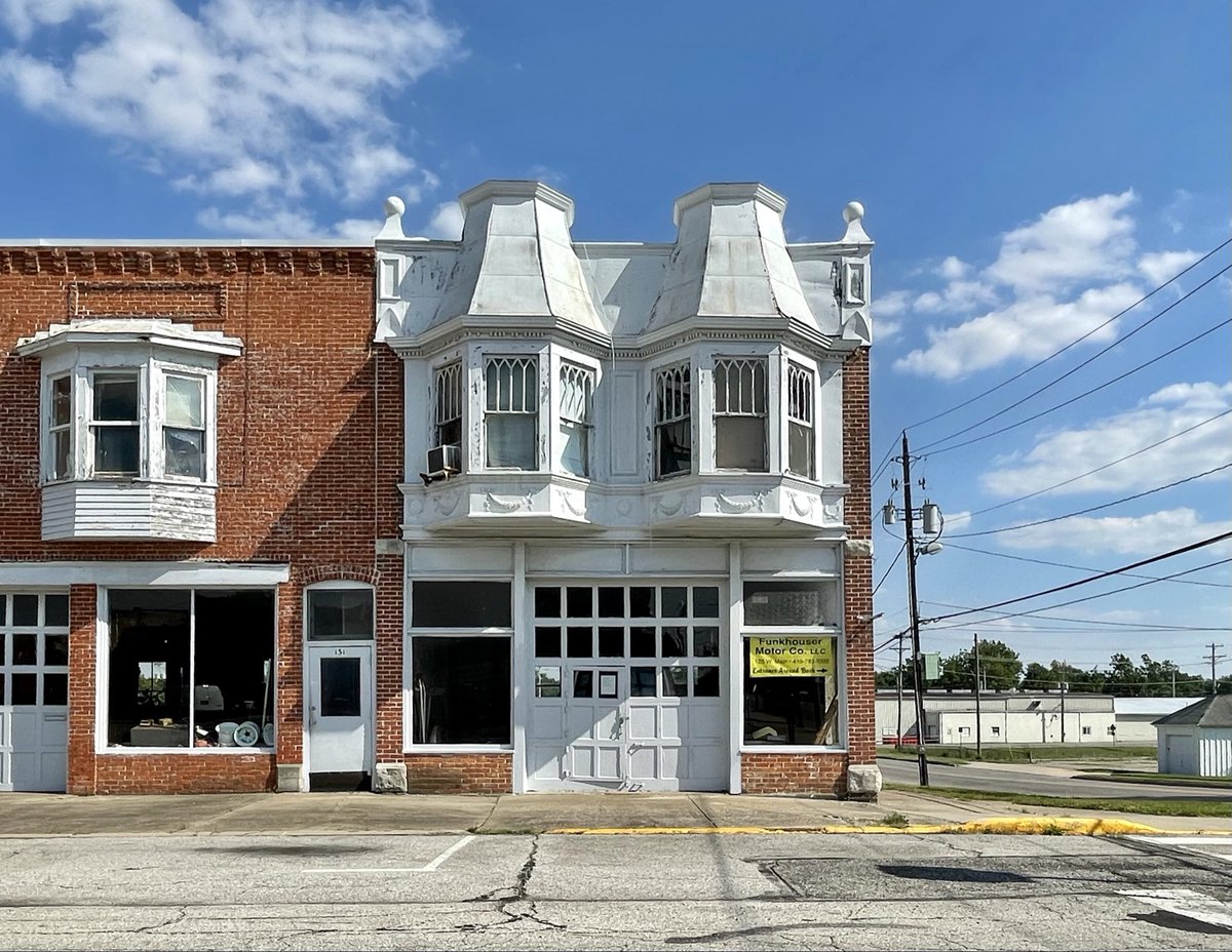 JoshLipnik's tweet photo. Downtown Napoleon, OH https://t.co/lN3eJyZeiX