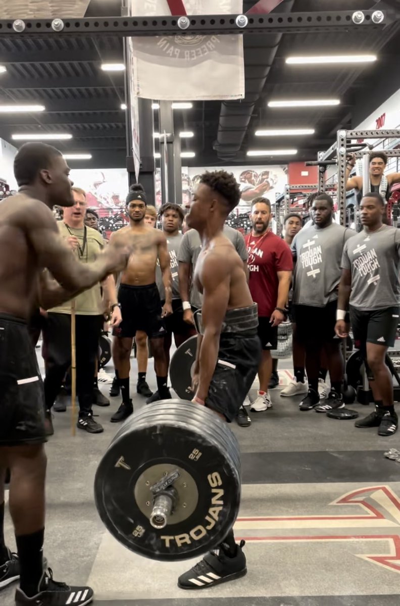 rustywhitt's tweet image. So the fastest guys today on catapult also can deadlift 3x Bodyweight. #DeadsWin