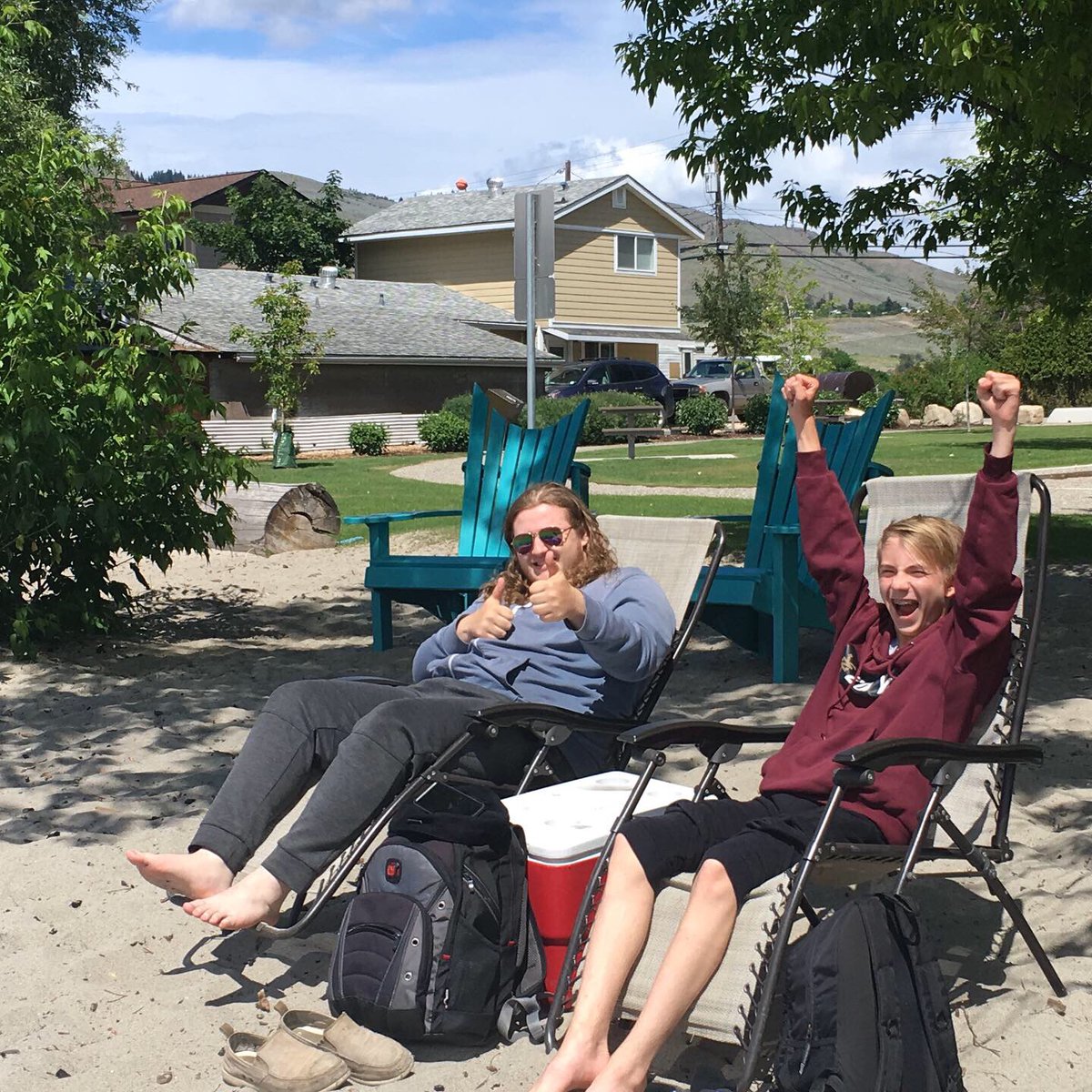 AIAO_SD22's tweet photo. Monday was our final self-care/yoga class. We journaled &amp; reflected on our growth throughout the class. We sat and attuned to the natural world around us, drawing a sound map to capture our experience. This was a beautiful ending to a wonderful class. 🌿🧘‍♀️

@SD22Vernon https://t.co/HPI7NT8NZf